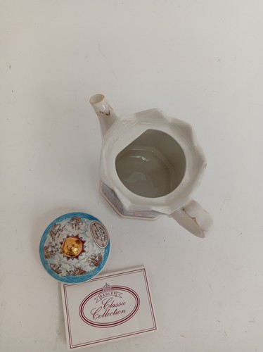 Sadler Classic Collection Elizabeth I Teapot Staffordshire 4442