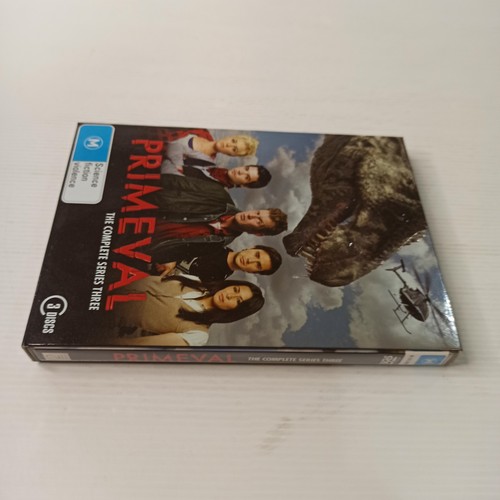 Primeval Series 3 DVD Drama Action Adventure Dinosaurs Fantasy Region 4 VGC - Picture 4 of 17