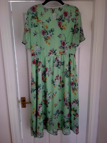Stunning Yumi Green Floral Print Chiffon Dress Size 16 - Picture 6 of 10