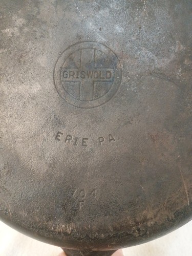 Vintage Griswold Erie Pa USA #8 Dual Spout Cast Iron Skillet 704 F  - Bild 6 von 7