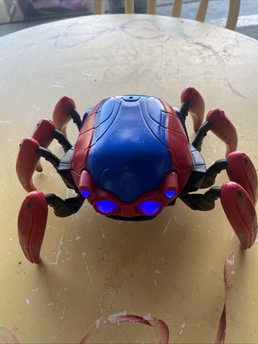 Disneyland Marvel Avengers Campus Spider-Bot Juguete Interactivo Grande Sin Control Remoto - Imagen 4 de 5