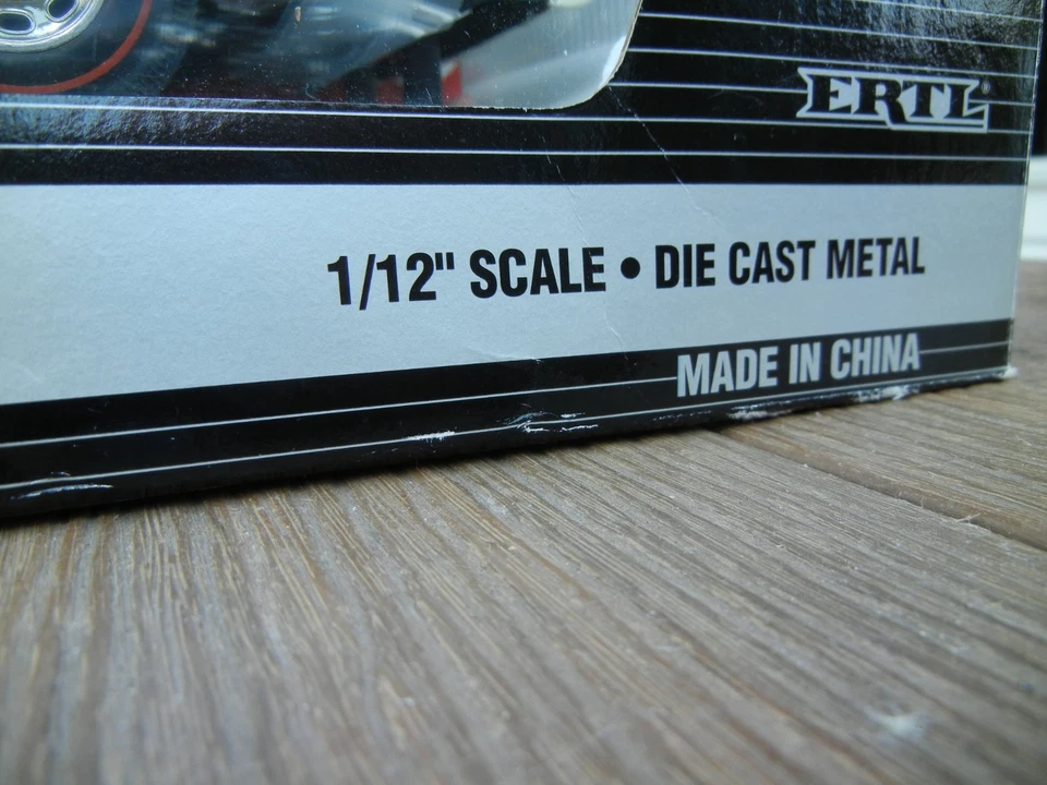ERTL AMERICAN MUSCLE 1964 PONTIAC GTO AZUL GRANDE ESCALA 1:12 MODELO FUNDIDO A PRESIÓN 7308 Foto 4 de 4