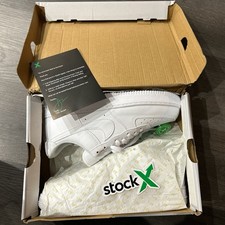 Nike Af1 New with Box Uk9. Air Force 1 07 Triple White Brand New