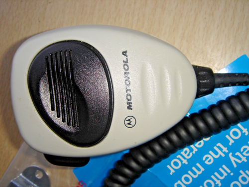 New HMN4069D heavy duty fist microphone for Motorola GM340 GM360 GM380 MTM800etc - Zdjęcie 2 z 3
