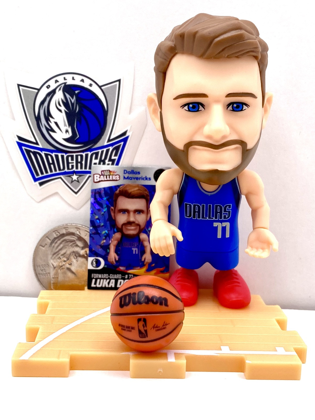 NBA ballers　Luka Dončić レア レイカーズフィギュア NBA ballers Luka Dončić レア レイカーズフィギュア