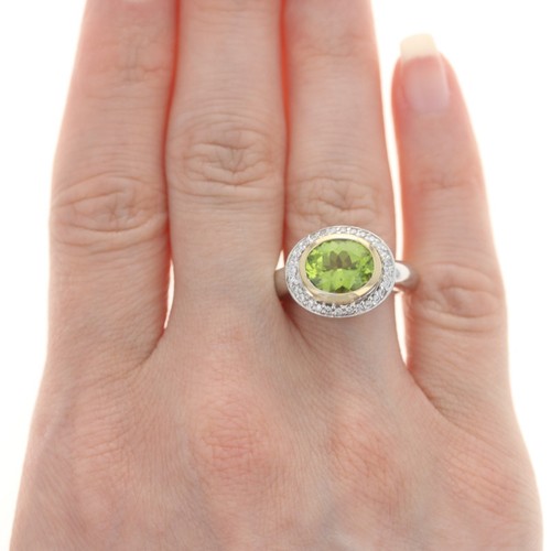 Weißgold Peridot & Diamant Halo Ring - 14k oval 3,10ctw Ost-West - Bild 2 von 9
