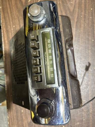 RARE MOTOROLA Classic tube Radio USA With Presets 1930’s 1940’s 1950’s - Picture 4 of 24