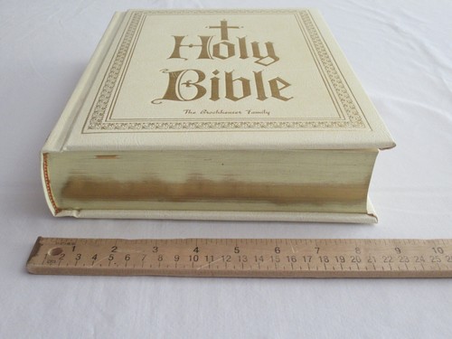 READ* HOLY BIBLE NELSON Family Bible New American Catholics 744W Red Letter Ed. - Picture 13 of 17