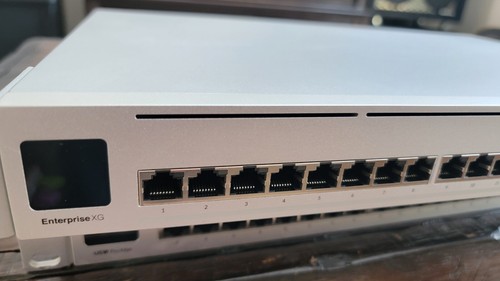 UniFi Enterprise-XG 24 port 10GBE network switch (USW-EnterpriseXG-24) Ubiquiti - Picture 2 of 3
