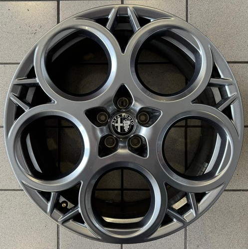 Original Alfa Romeo Stelvio Tonale 20" Alufelgen zerlegt mit Sensoren - Bild 5 von 12