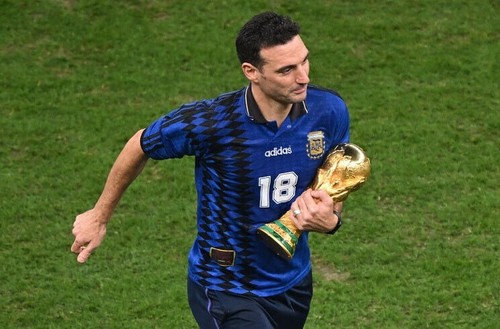 Adidas Retro Argentina 1994 WC Lionel Scaloni Away SLIM FITs [MEDIUM] Jersey - Picture 1 of 6