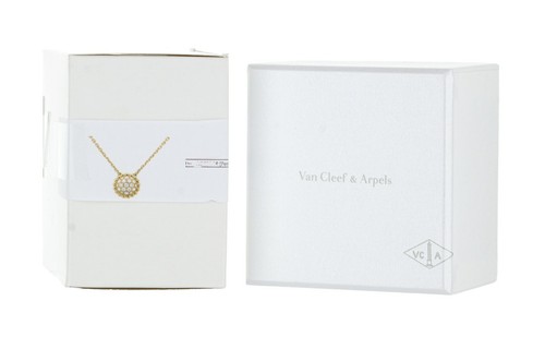Van Cleef & Arpels New Perlée Diamond Pendant REF:VCARO9PD00 .35cts 16.54 inches - Picture 6 of 7
