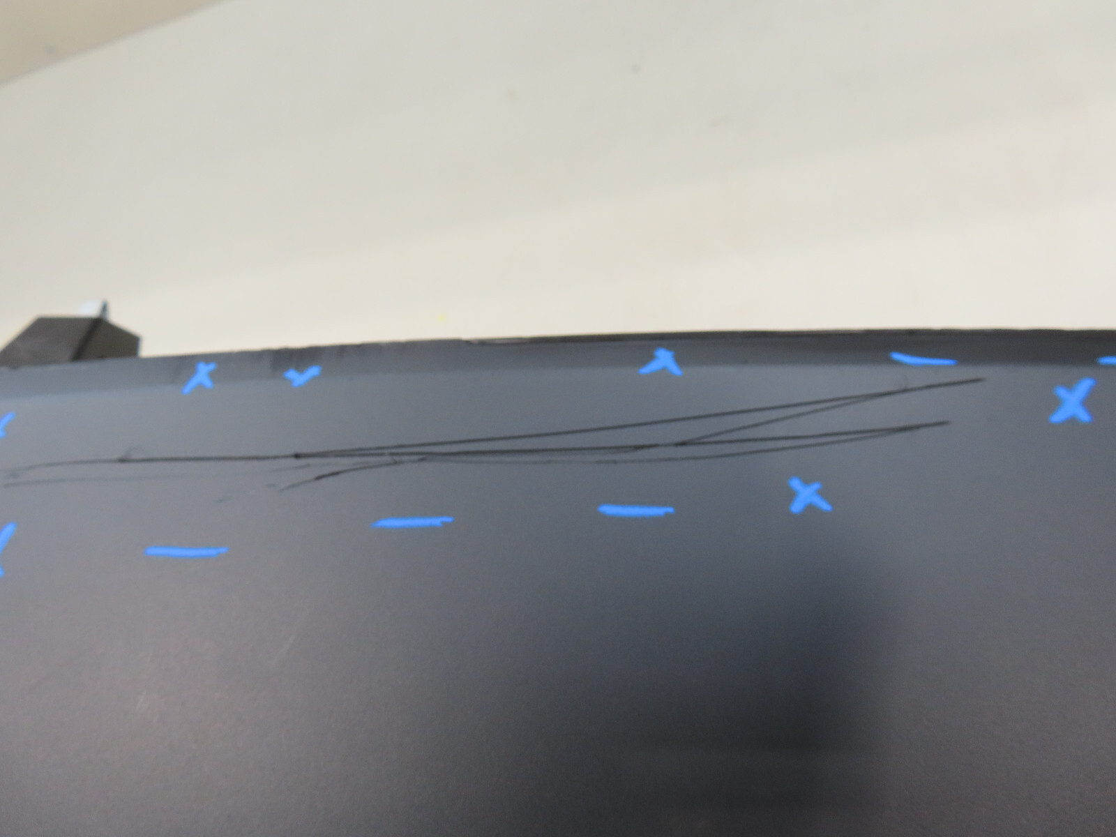 2017-2020 BENTLEY BENTAYGA REAR TRUNK HATCH GATE TAILGATE TRIM COVER PANEL OEM
