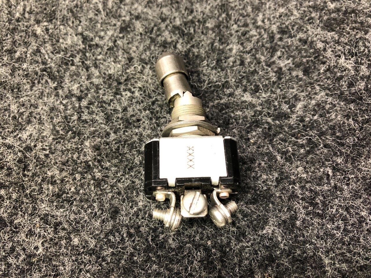 Volts: 28 MS25125-E3 Beech B58 Landing Gear Switch