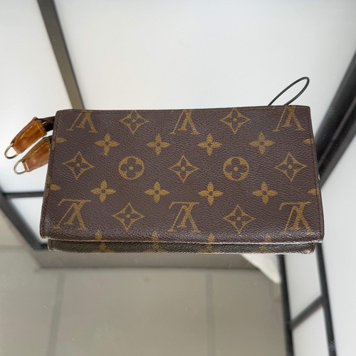Louis Vuitton Monogram Cosmetic Pouch - Imagen 4 de 9