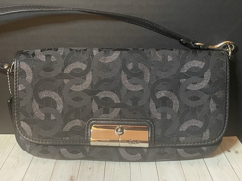 COACH Chain link LG Wristlet Flap Black & Silver Teal Silky Interior Magnetic - Picture 3 of 8