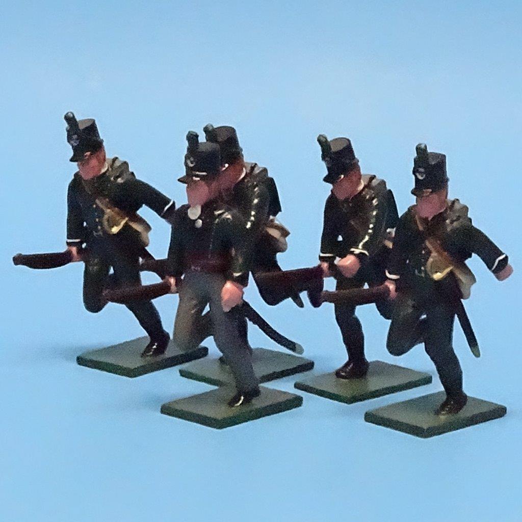 MI -442 - 95th Rifles Advanceing - Napoleon (5 fig) - Soldater i världen MI -442 - 95th Rifles Advanceing - Napoleon (5 fig) - Soldater i världen