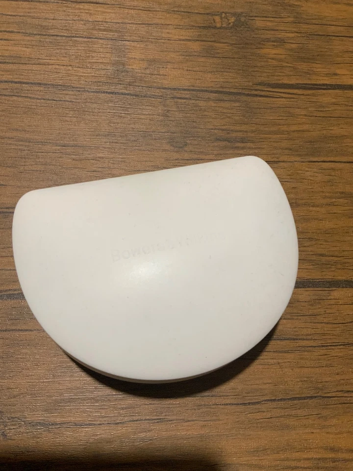 Bowers & Wilkins P3 Wired Hi-Fi Headphones - white/ silver Working B&W - Image 3 of 4