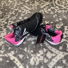 Easton Mako Youth Baseball/Softball Cleats Brand New Size 5