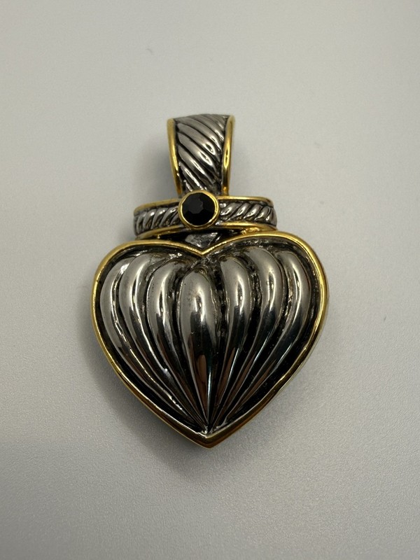 Vintage Twisted Cable Renaissance  Large 2-Tone Heart Shape Unmarked Pendant