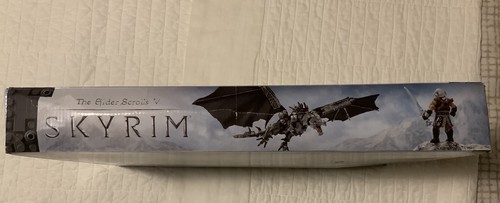 Mega Skyrim Alduin the World Eater Collectible - Picture 5 of 5