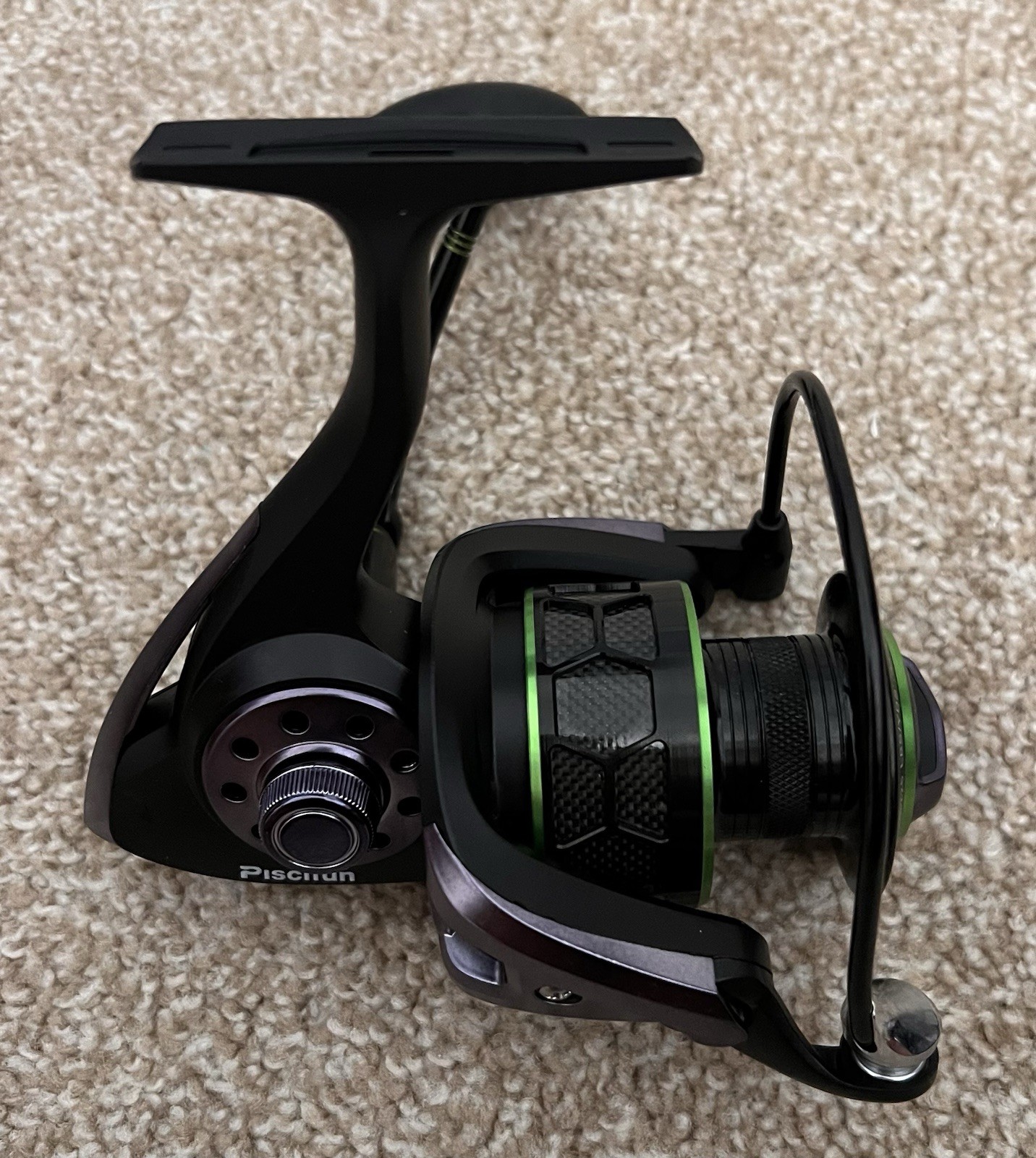 Piscifun Spinning Reel~3000 Size~Braid 30 lb/265 yards~Mono 