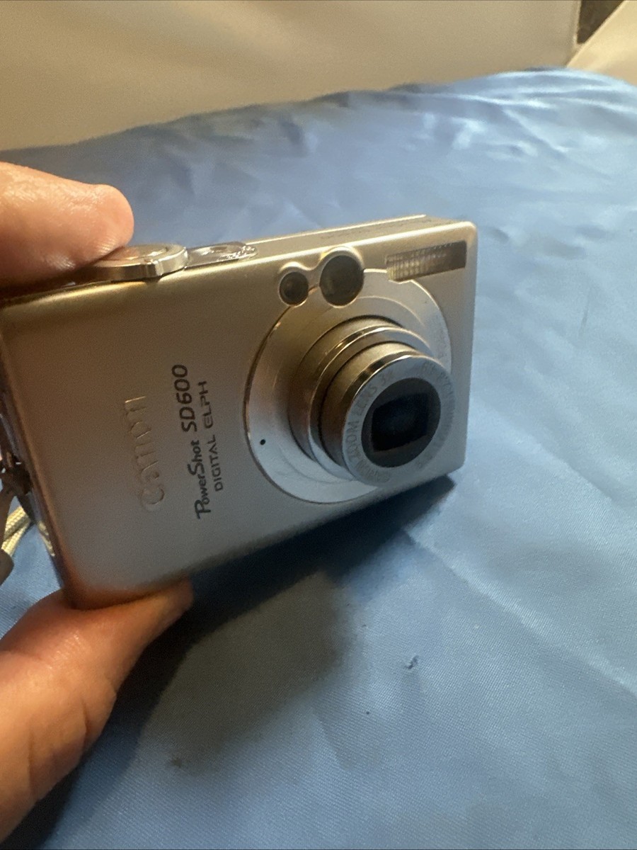 Canon PowerShot ELPH SD600 6MP Digital Camera Silver⚠️For