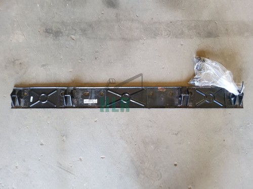Land Rover Discovery 3 & 4 Middle Row Seat Mounting Plate Bracket HTQ500010