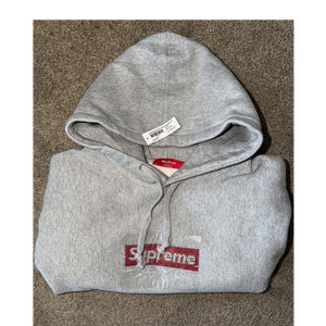 Supreme Swarovski Box Logo | eBay
