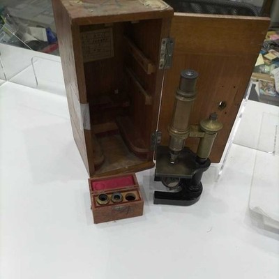 Antique Rare German Microscope E.Leitz Wetzlar1 Brass with Wooden Box 1900s