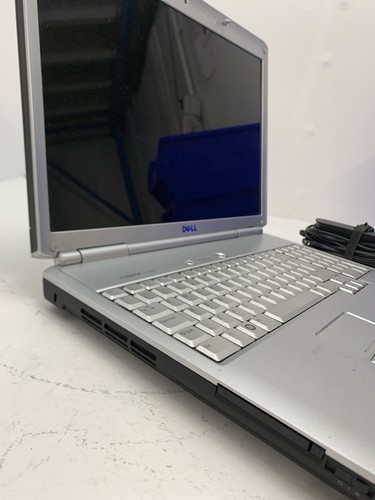 Dell Inspiron 1720 Laptop - Intel Core Duo 2.00GHz 2GB RAM 120GB SSD - w Charger - Picture 2 of 11