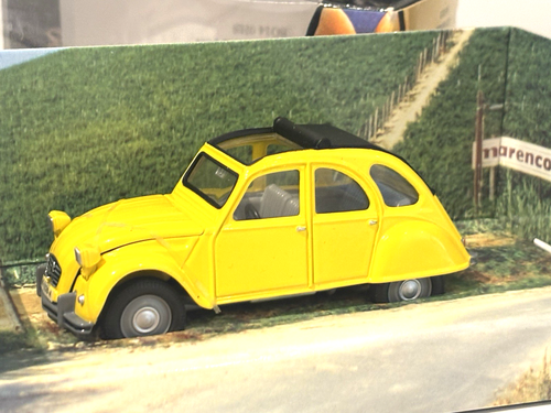 Corgi CC85701 1.43 Citroen 2CV James Bond For Your Eyes Only 007 MIB MINT B4 - Picture 12 of 14