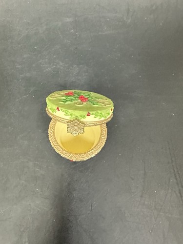 Dillards 2001 Collectible Hinged Trinket Box Resin Holly Berries Christmas - Bild 3 von 5