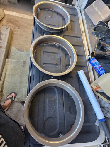 3 Original 70s 80s Rolls Royce Wheel Rings 15" plus 4 Hub Caps 