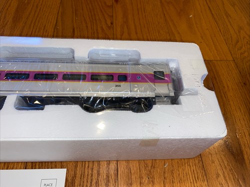 Atlas 6235-6 Comet II Personenwagen MBTA Coach #359 3 Rail Train in OVP - Bild 6 von 8