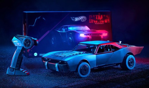 Hot Wheels Exclusive 2022 ~ R/C The BATMAN The Original Batmobile & Shipping Box - Picture 2 of 7
