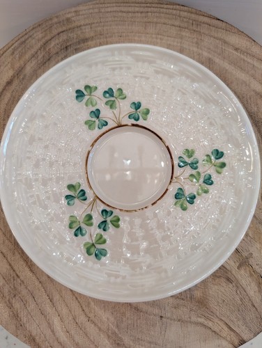 Belleek Vintage Saucer - Picture 2 of 5