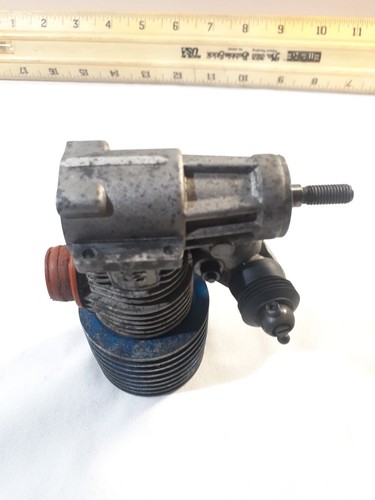 21 C Nitro R/C Truck Big Engine With Carburetor Selling As Parts Missing Back - Picture 19 of 21
