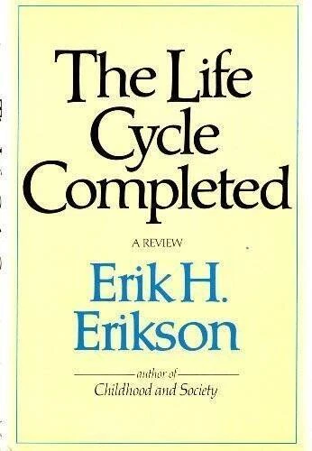The Life Cycle Completed: A Review - Hardcover By Erikson, Erik H. - GOOD