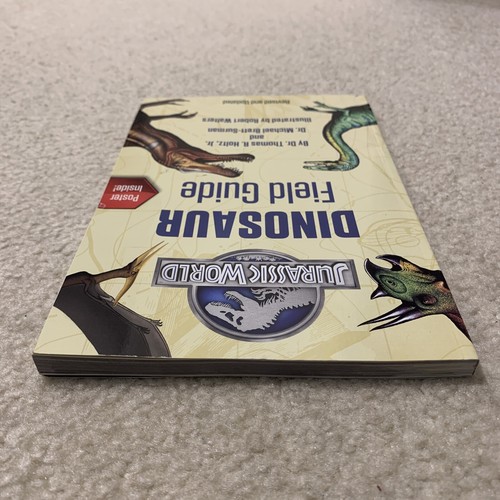 Jurassic World Dinosaur Field Guide Paperback Book Easy to Read Facts 2015 - Picture 6 of 12