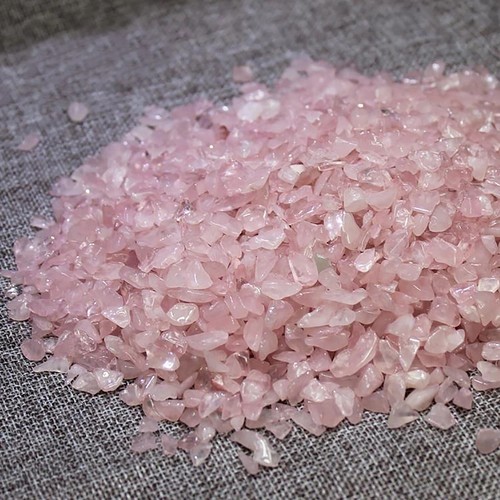 Rose Quartz Crystal Chips BULK 100g-1kg A Grade Gemstone Tumble Polished Mini - Picture 6 of 9