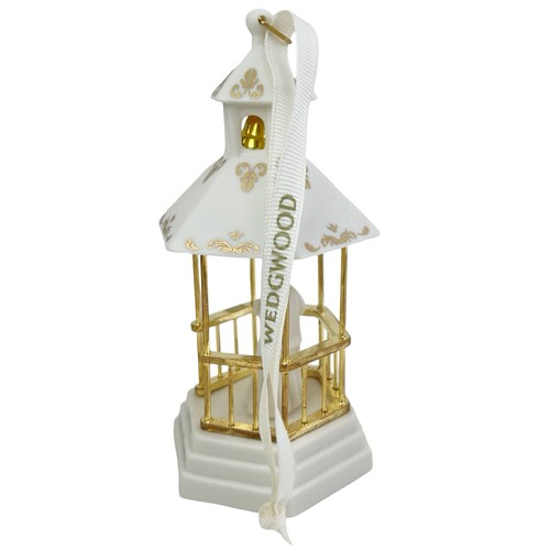 Wedgwood Ornament Our First Christmas Together 2003 Gold Kirche Glocke Braut Bräutigam - Bild 2 von 14