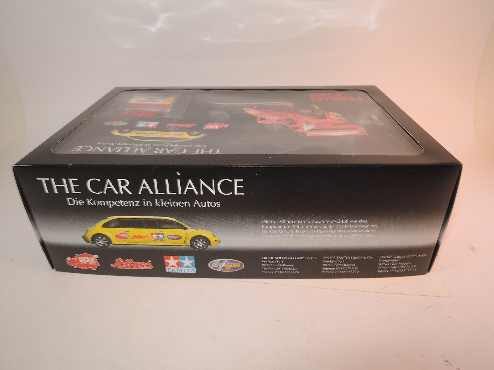  G2352 The Car Alliance Schuco VW T1 und Tamiya Ferrari F310B Bausatz NEU OVP