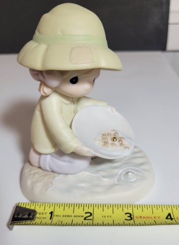 1995 Precious Moments "YOU'RE ONE IN A MILLION TO ME" Girl Gold Figurine w/Box - Picture 6 of 6