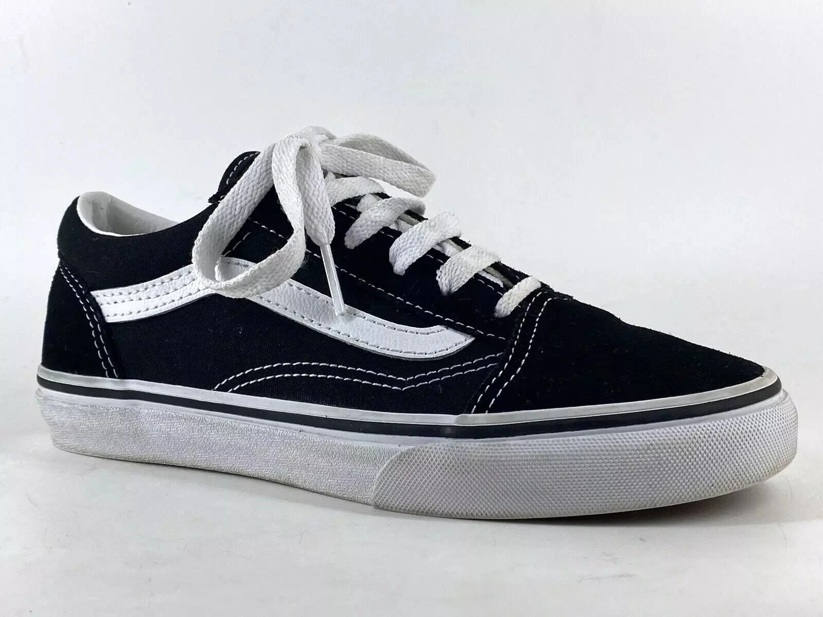 Scarpe da skate VANS bambini più grandi UK 3 EU 35 bianche e nere in tela e camoscio scarpe da ginnastica