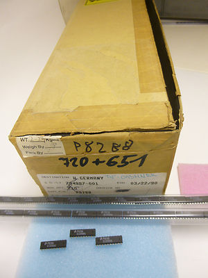 2 Stück pieces P8288 | BUS CONTROLLER | for 8086 and 8088 CPU | DIP20 | AMD 8288
