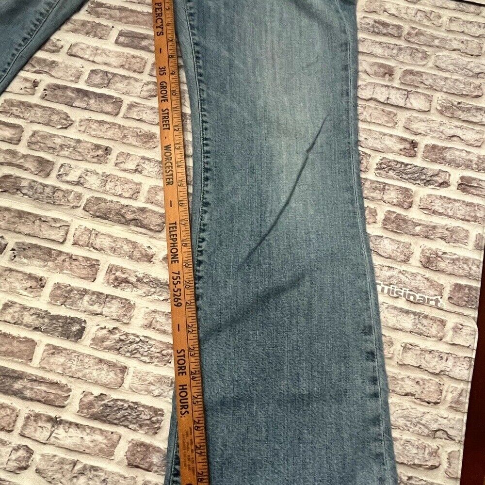 Picture 3 of 10