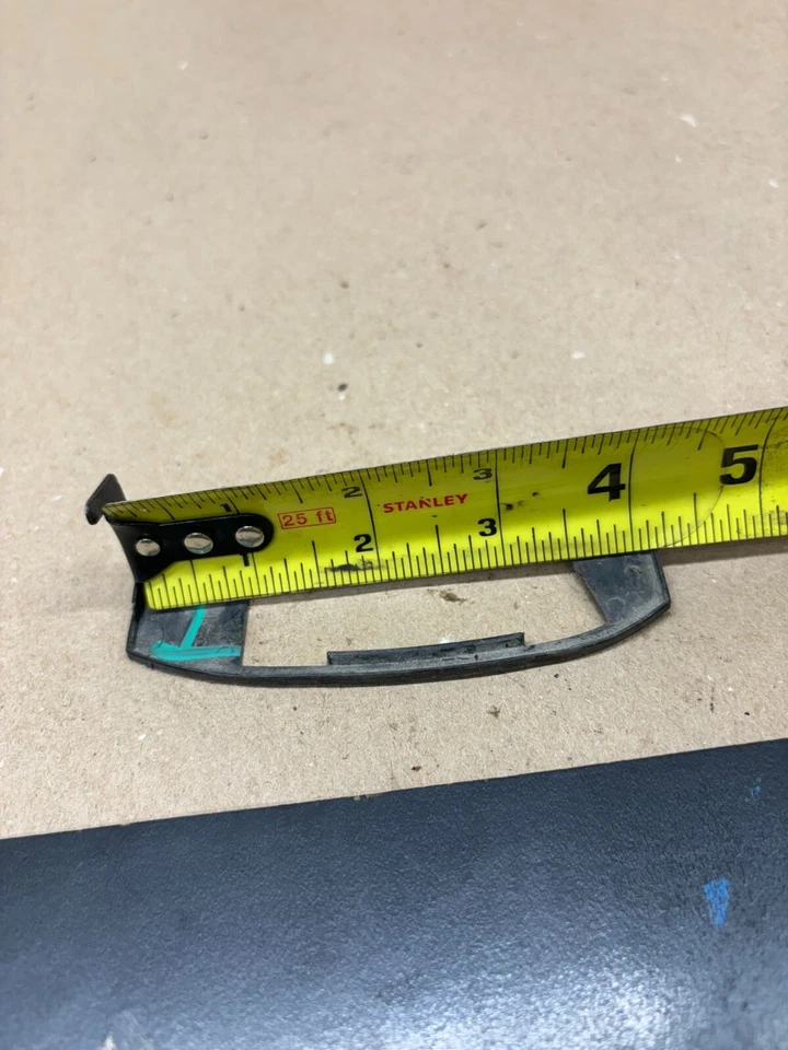 1 JUNTA DE MONTAJE DE ESPEJO LATERAL USADA AÑOS 60 GM? AFTERMARKET OEM IMPALA GTO LEMANS MALIBU Foto 3 de 4