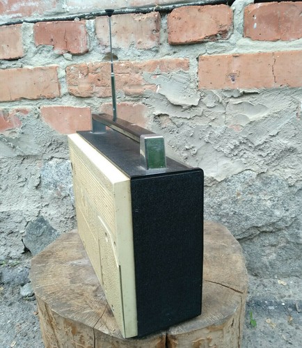 Radio Receiver "VEF 201" Radiola Vintage USSR Soviet Working - Picture 6 of 6