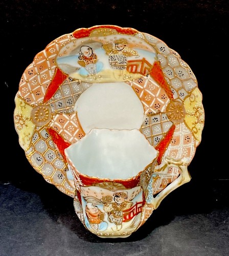 Vintage Japanese Satsuma Hand Painted Porcelain Mini Tea Cup And Saucer - Picture 8 of 9